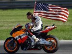 nicky-hayden-takes-t-32.jpg