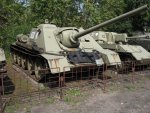 SU-85_tank_destroyer_at_the_Muzeum_Polskiej_Techniki_Wojskowej_in_Warsaw.jpg